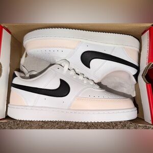 Nike White and Black Sneakers with Cream Accents